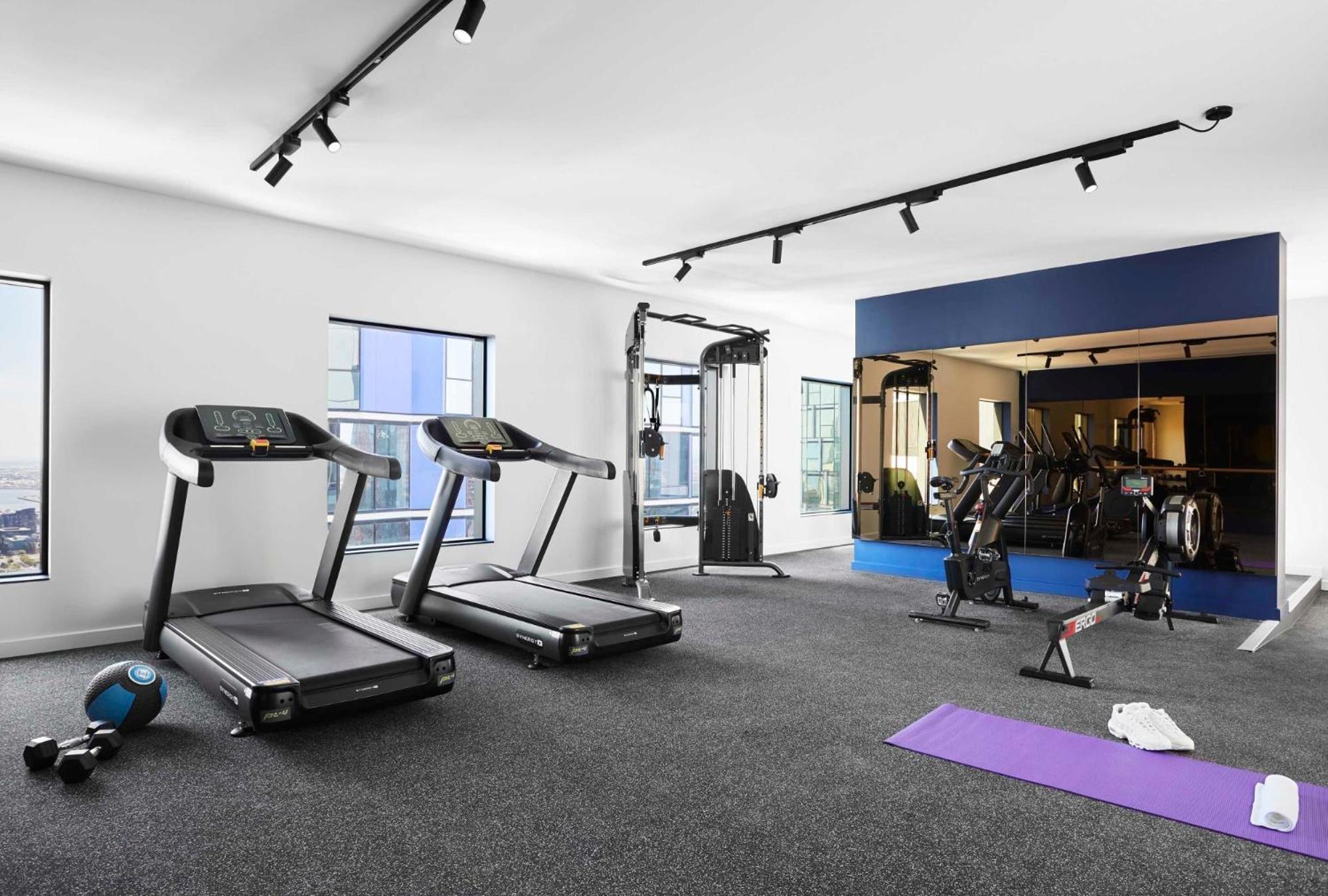 City Living Apartments At Franklin Near Melbourne City Centre — Photos 3